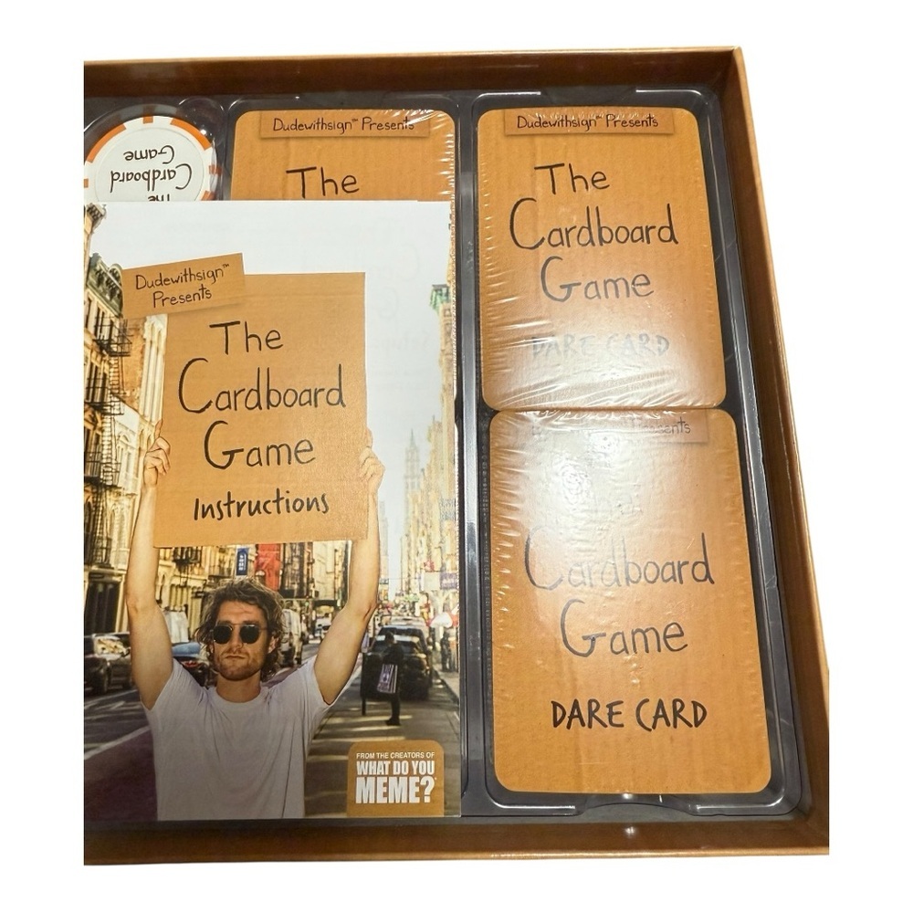 The Cardboard Game by - Brown - Picture 5 of 5